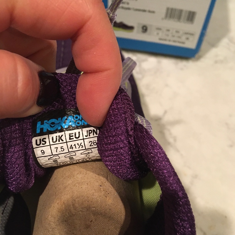 Hoka One  - Clifton 5 Running Shoes